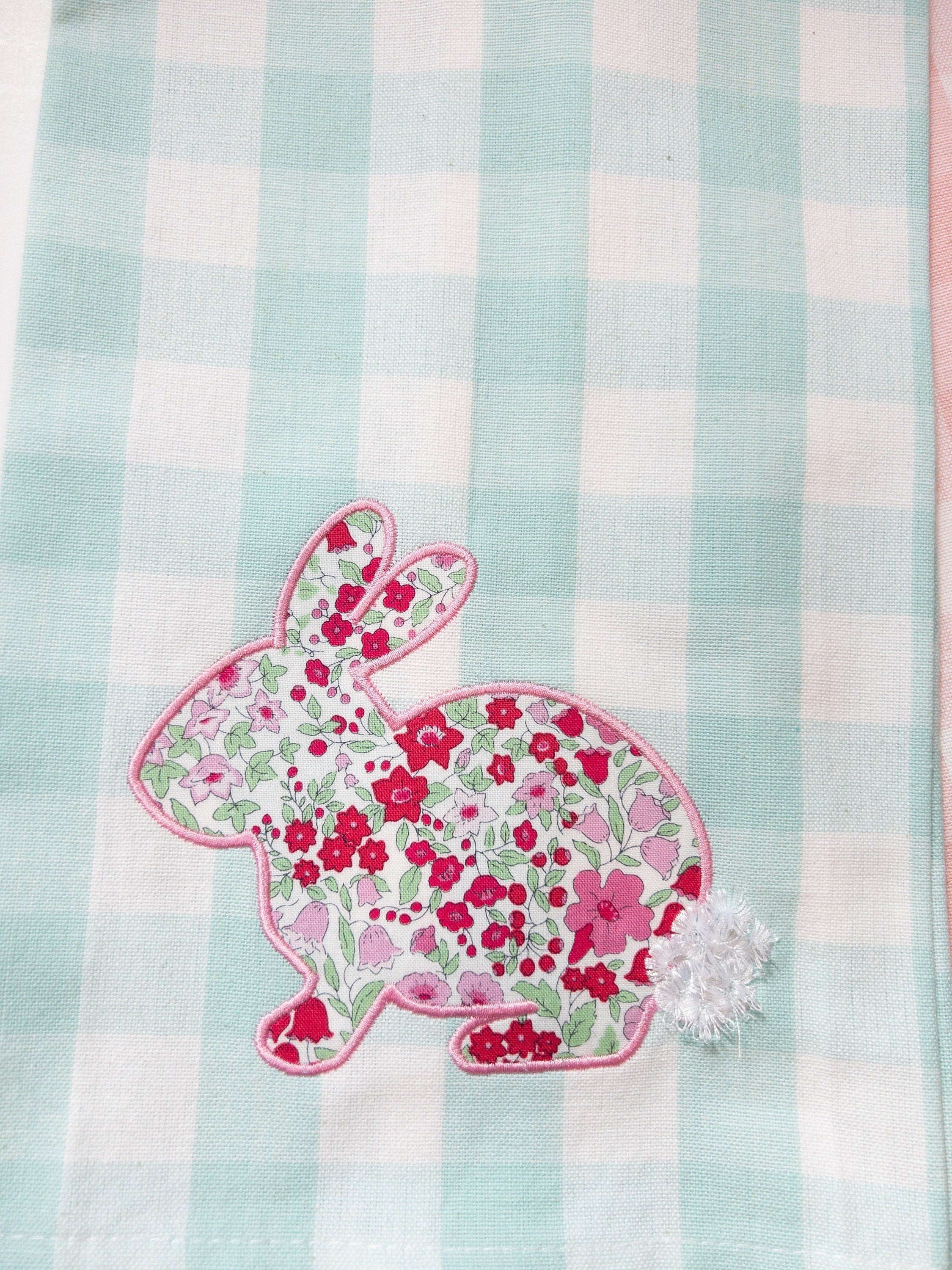 Fringe Bunny Applique Machine Embroidery Design, Satin Stitch Applique Bunny with Fringe Fluffy Tail Machine Embroidery Design, Easter Bunny