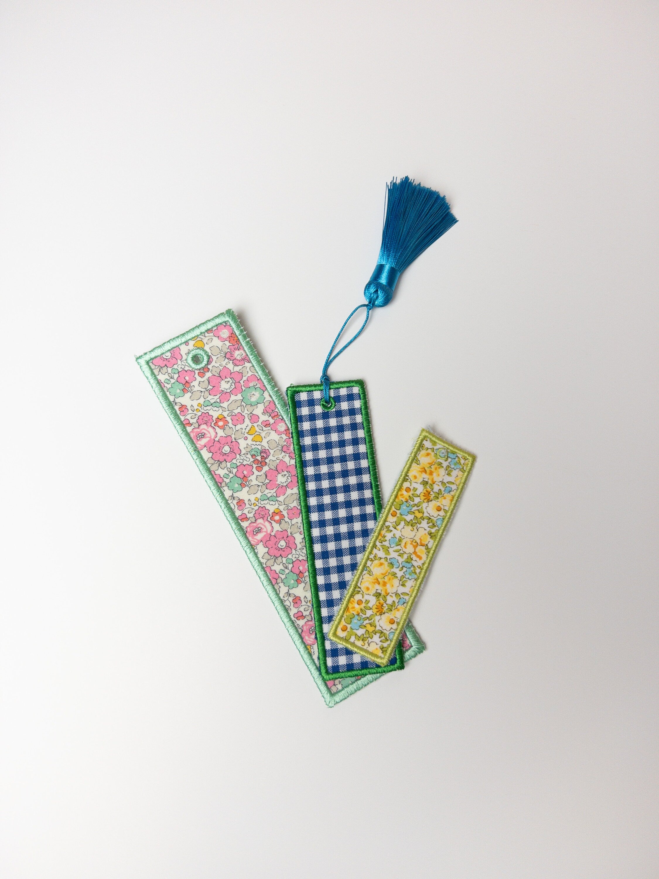 In The Hoop Bookmark Machine Embroidery Design, Simple ITH Bookmark, Rectangle Bookmark, Long Bag Tag, 4x4, 5x7 hoop