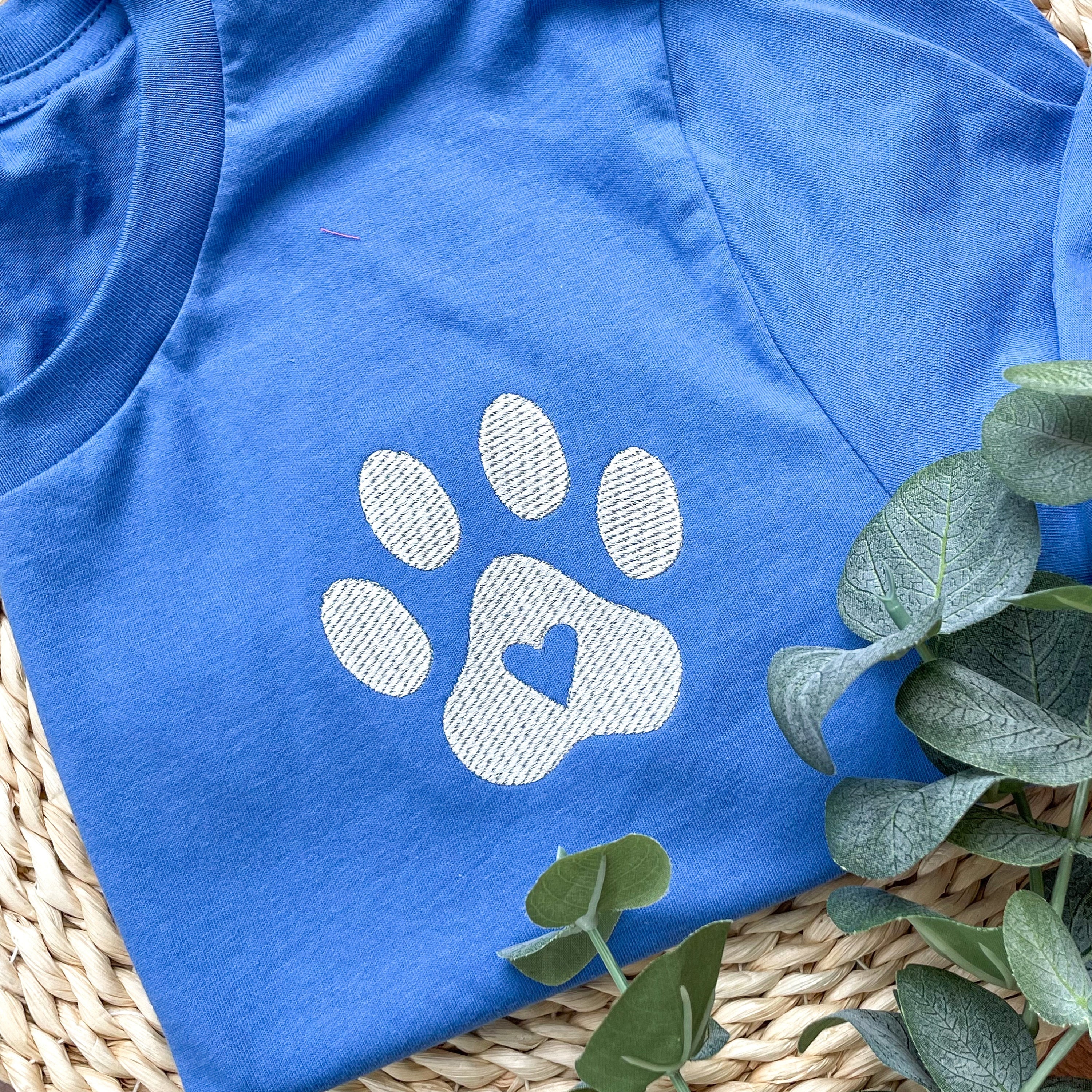 Dog Paw Print with Heart Machine Embroidery Design, Heart Fill Stitched Dog Paw Embroidery Design, Valentine's Dog Design