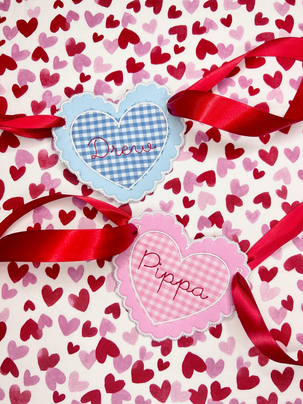 In The Hoop Scalloped Heart Banner Machine Embroidery Design, ITH Scalloped Heart Banner Design, ITH Valentine Banner