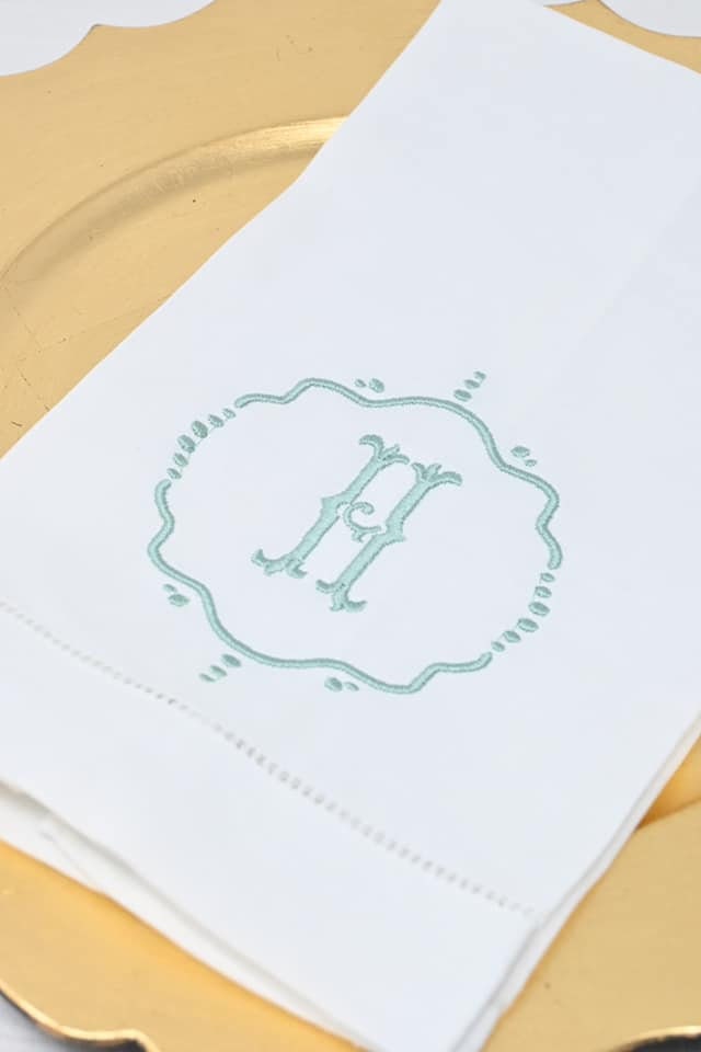 Satin Stitch Fancy Monogram Frame for Machine Embroidery, Wide monogram Frame, Vintage Inspired Monogram Frame Design